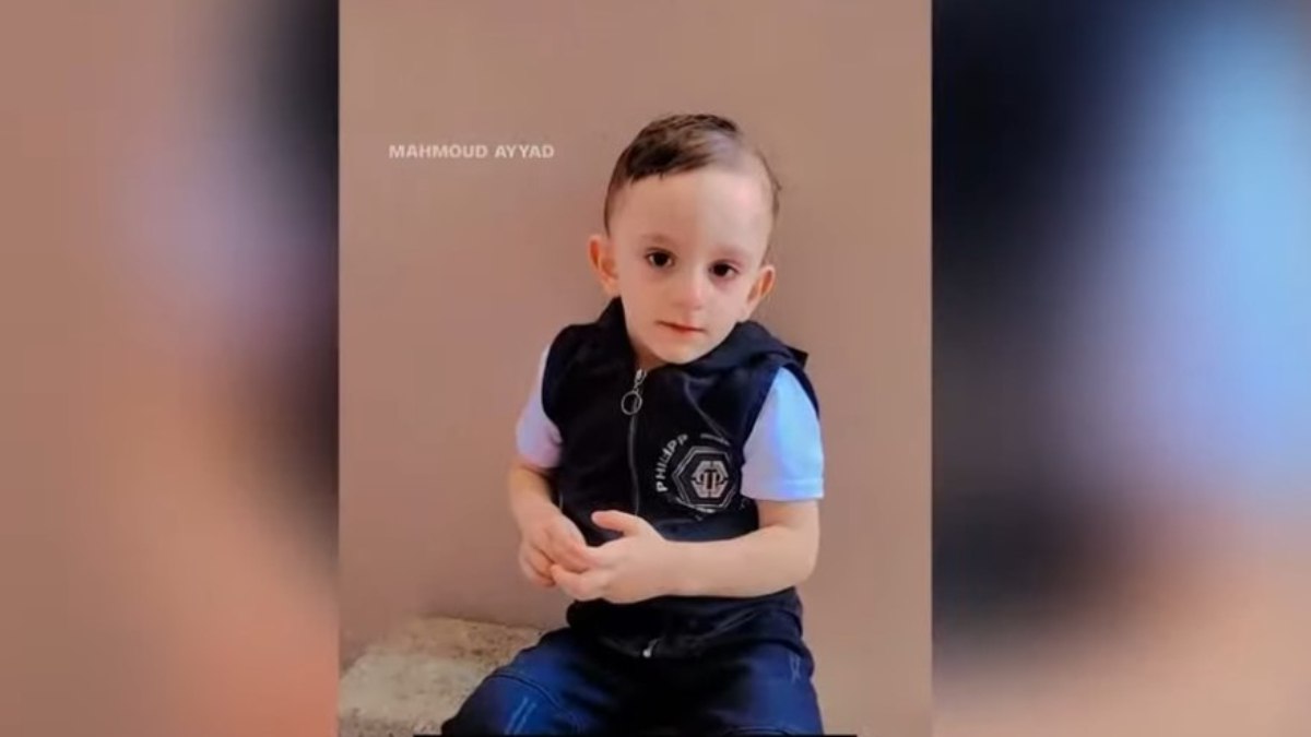 Gazze’de 3 yaşındaki çocuk, yardım paketinin altında can verdi