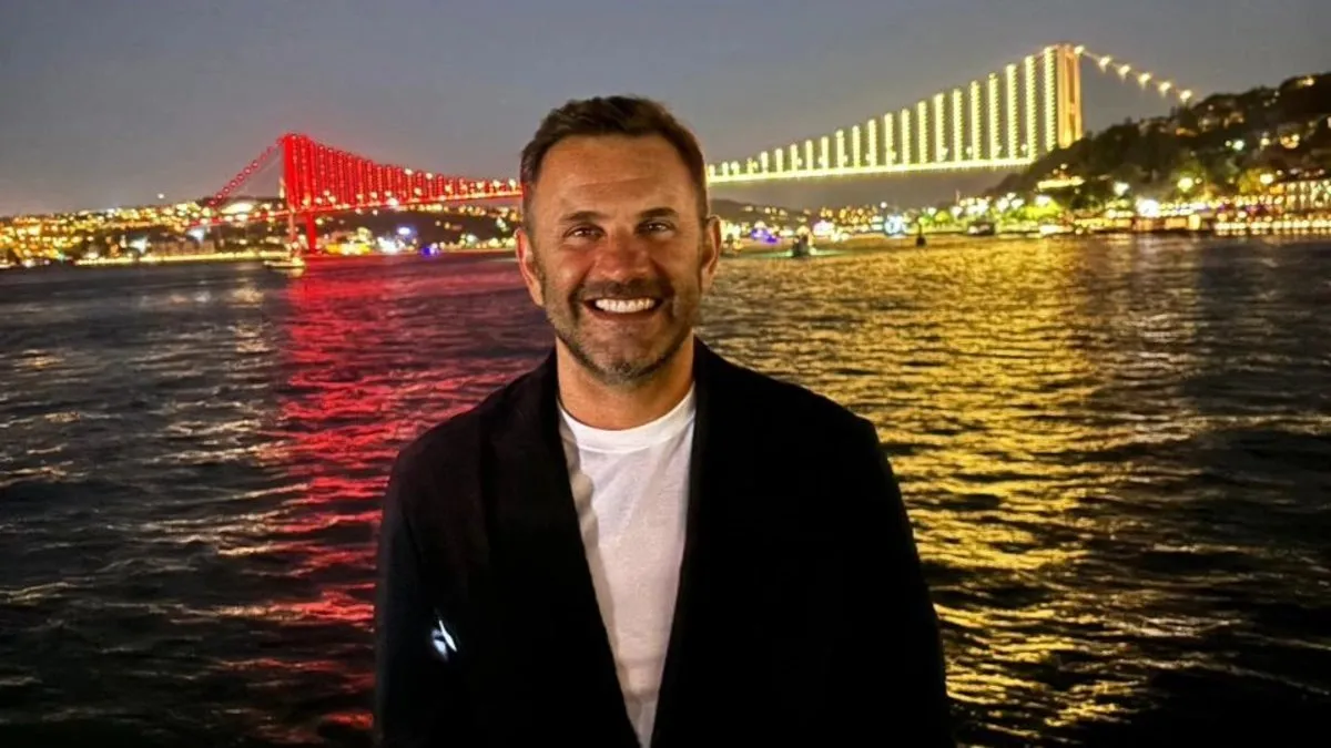 Bomba dedikodu! Okan Buruk ile eski manken Güzide Duran aşk yaşıyormuş!