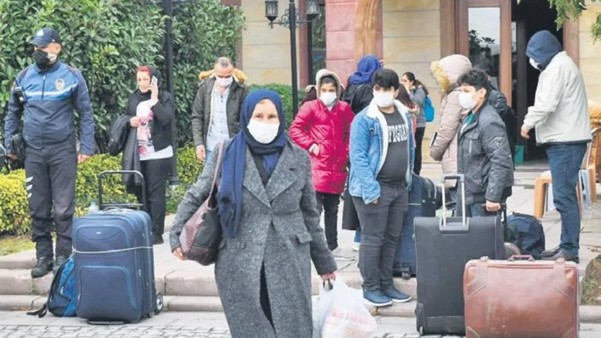 ‘81 bin Suriyeli ülkesine döndü’