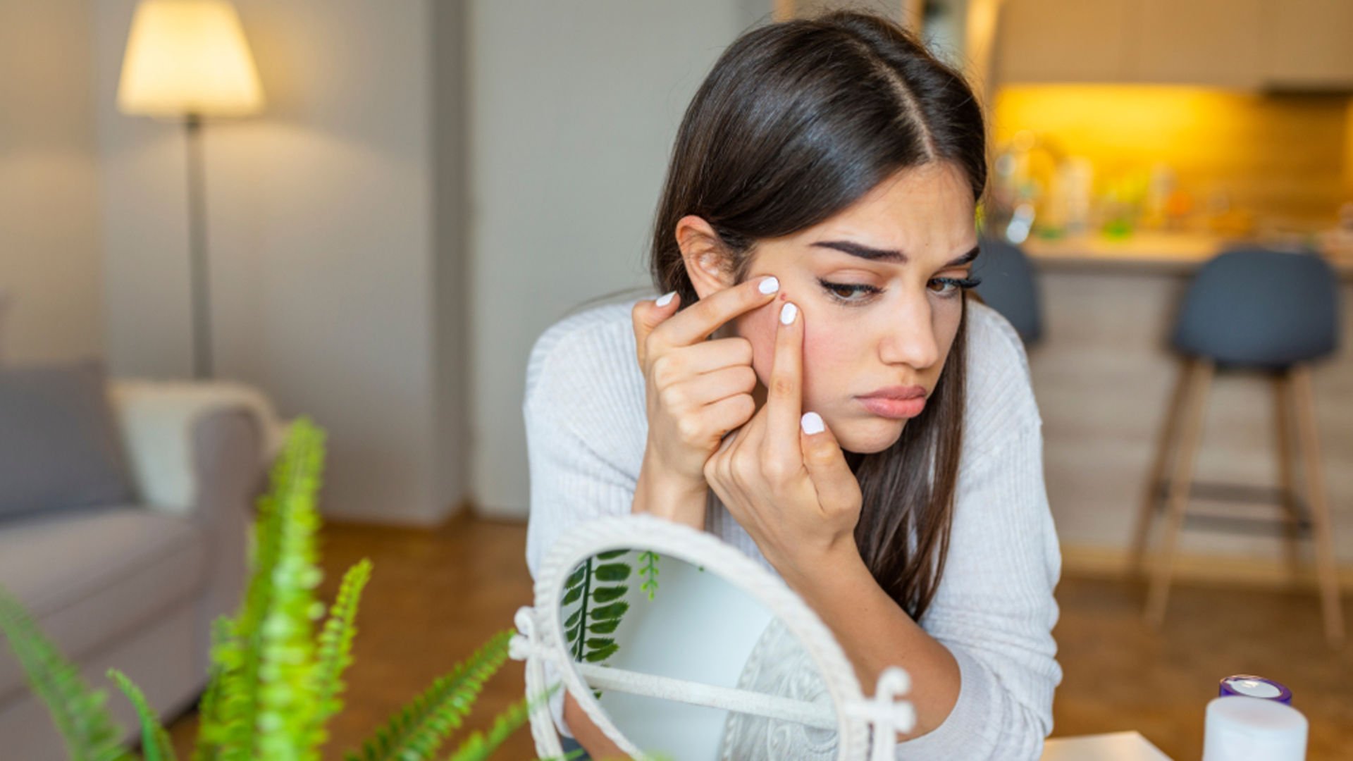 Sivilce sıkmanın cilt sağlığına etkileri