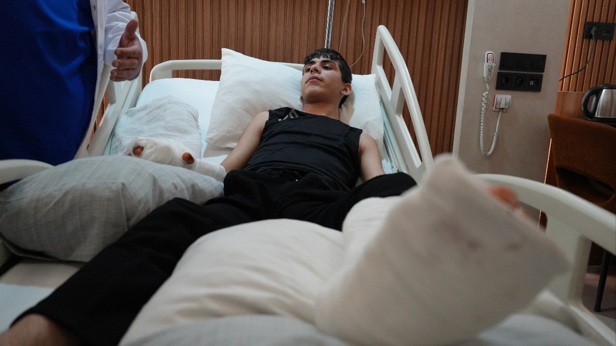 Gaziantep’te makineye kaptırdığı el parmaklarının yerine ayak parmağı dikildi